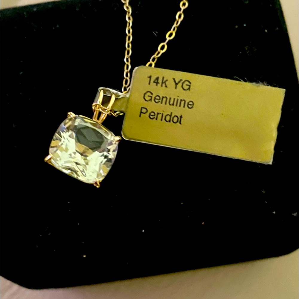Nice 14k Peridot pendant